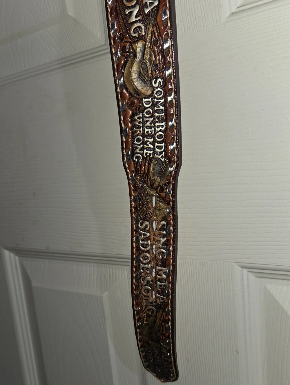 Brazos Joes Belt Co. Country Music Tooled Leather Belt Dark Brown Size 40